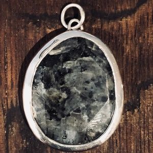 Silpada sterling ladies pendant